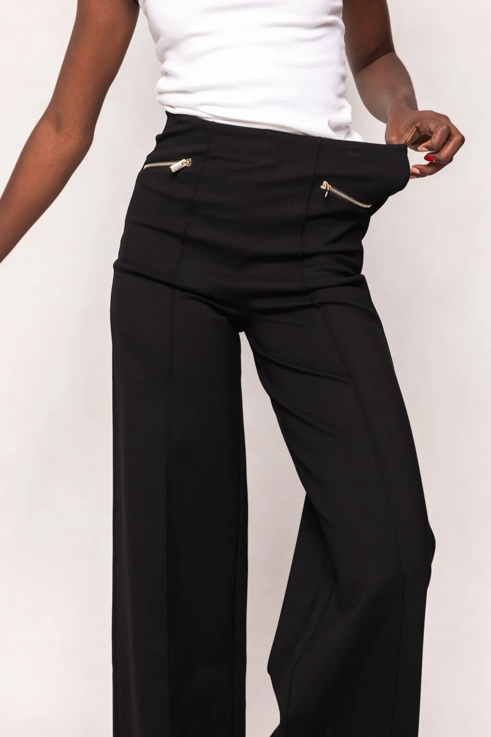 Alyssa Pop Ponte Pants in Black