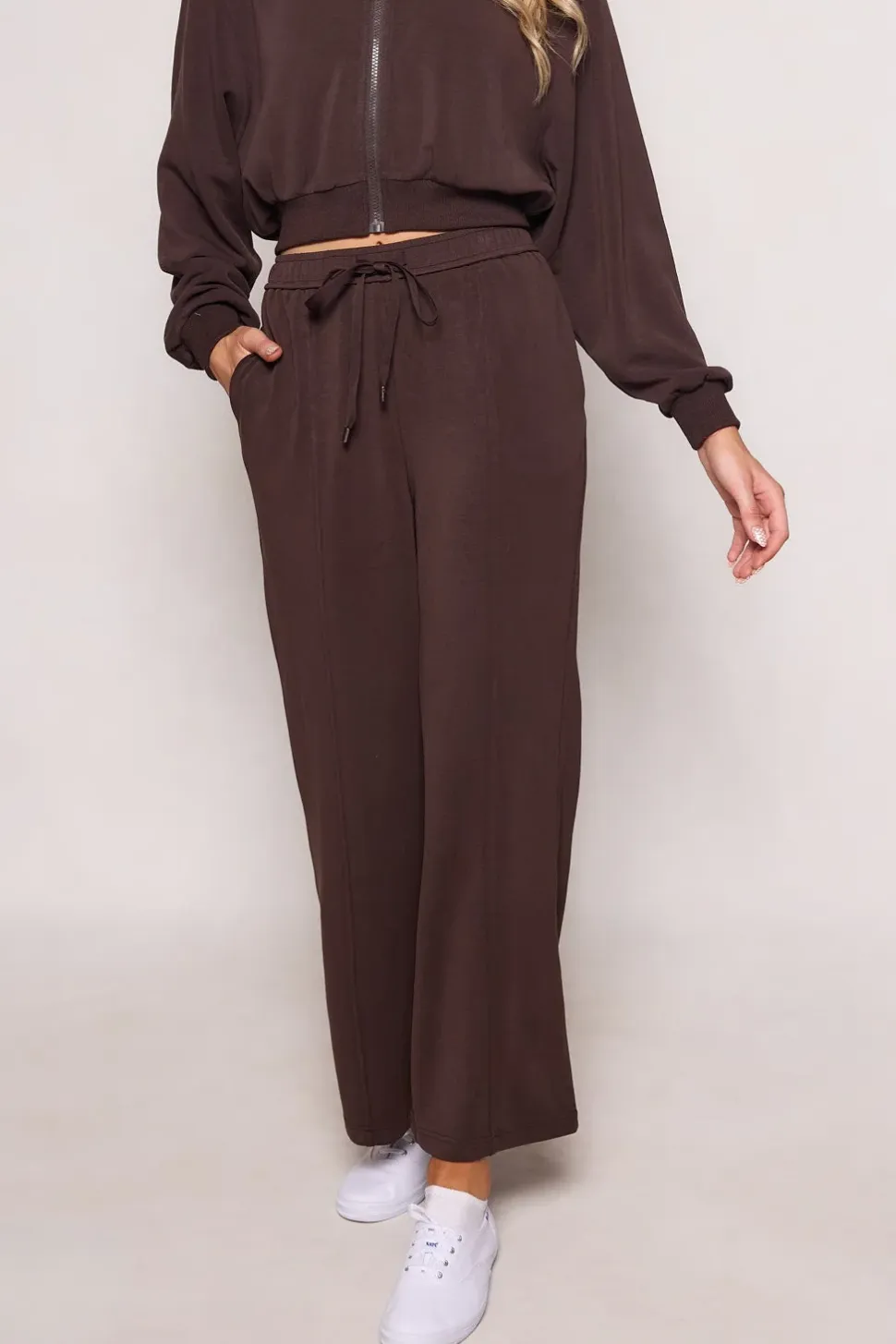Amara Sweatpant in Espresso