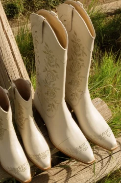 Avery Boot in Cream