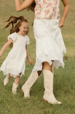 Avery Boot in Cream