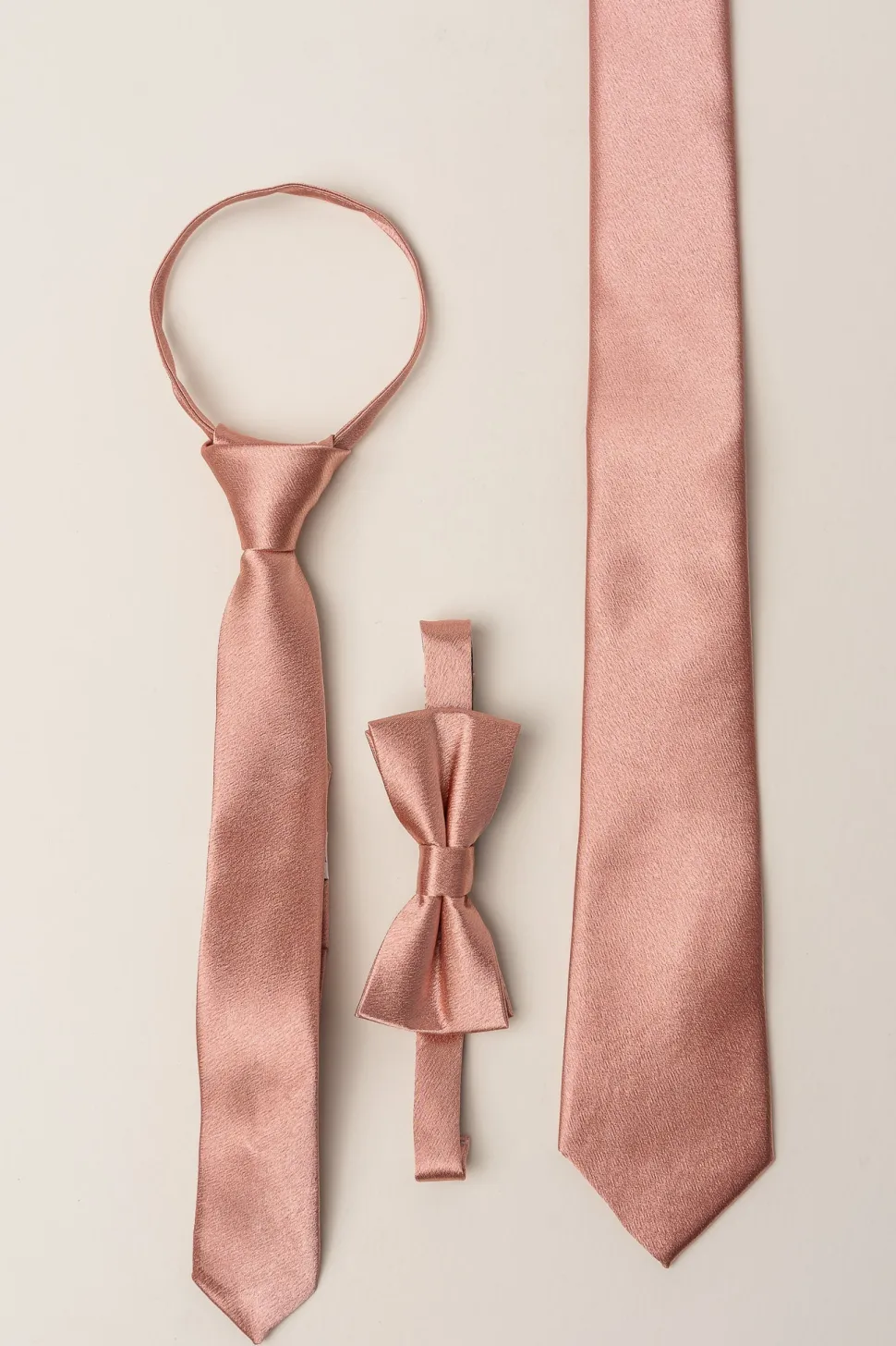 Boys Max Tie in Apricot Crush