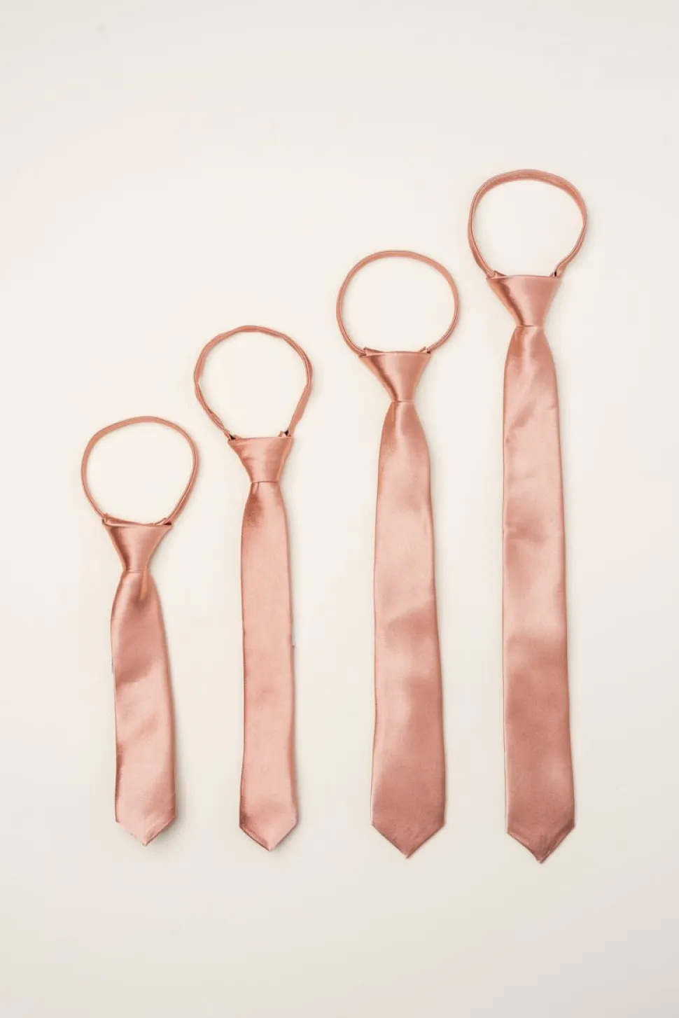 Boys Max Tie in Apricot Crush