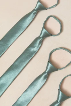 Boys Max Tie in Seaglass Satin
