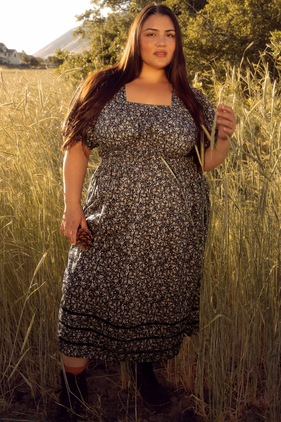 Brooklyn Dress in Navy Dainty Floral