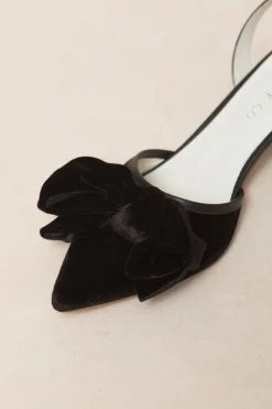 Eloise Bow Heel in Black