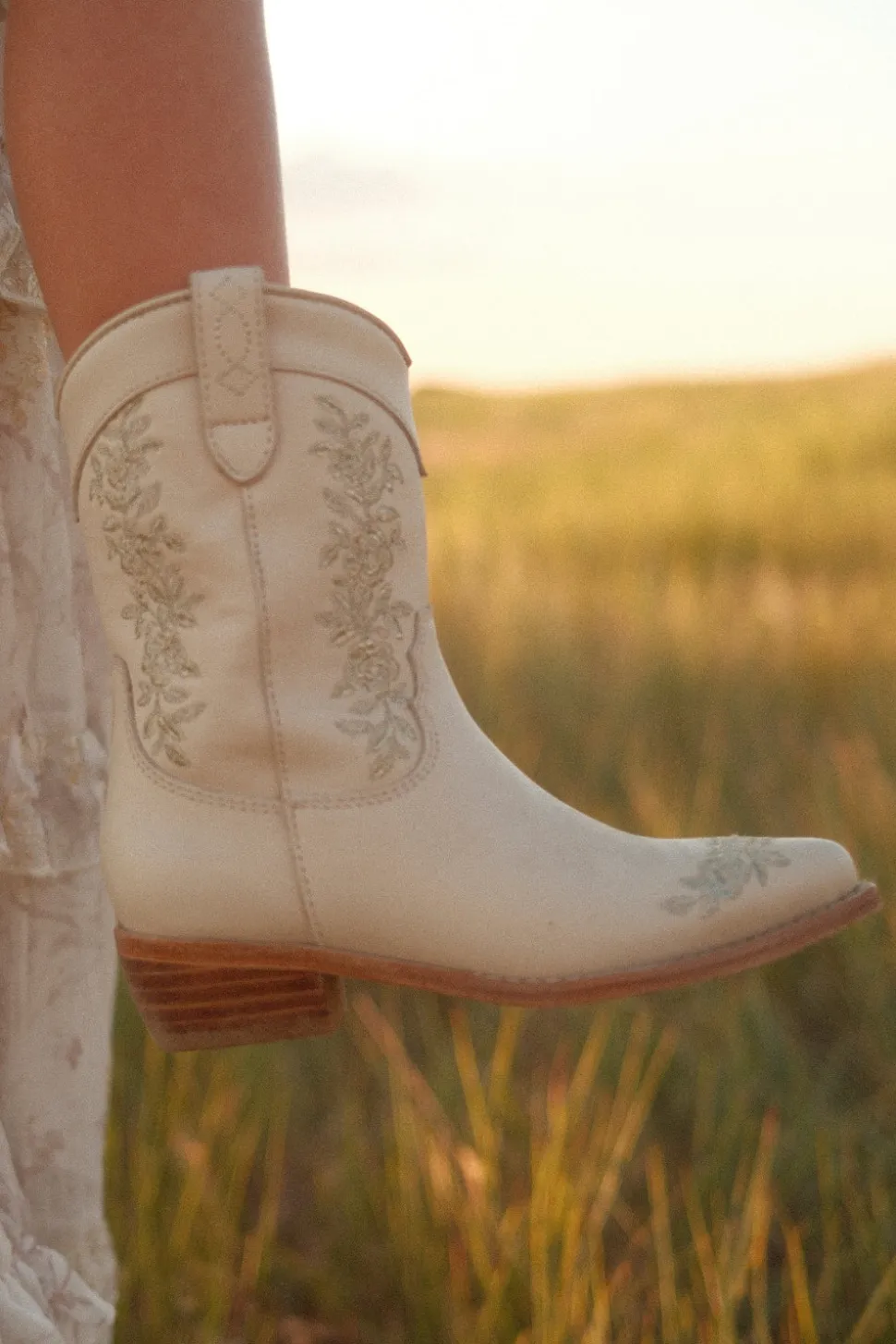 Mini Avery Boot in Cream