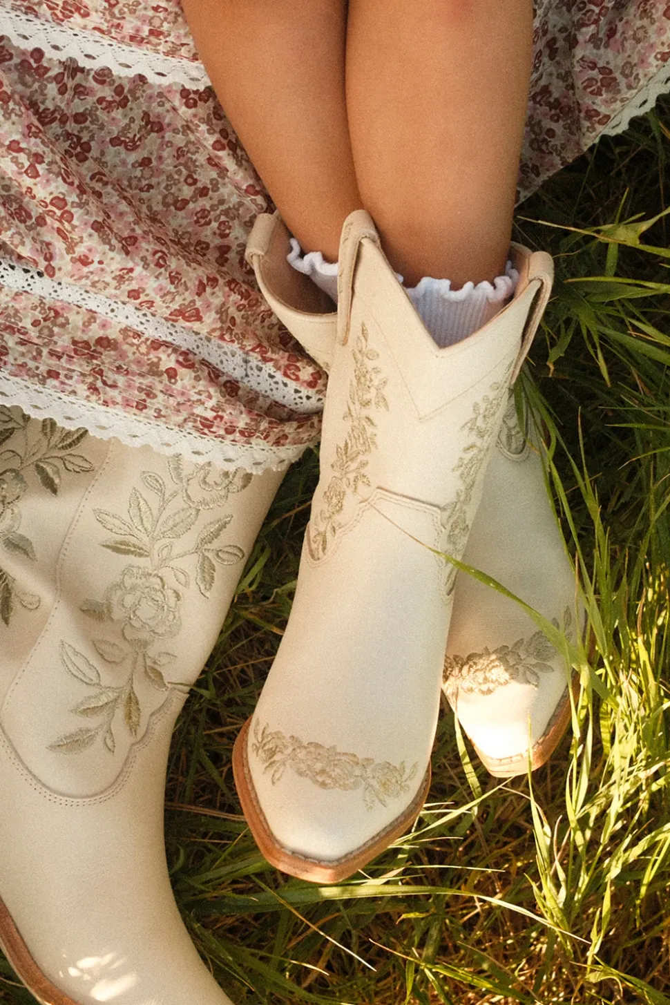 Mini Avery Boot in Cream
