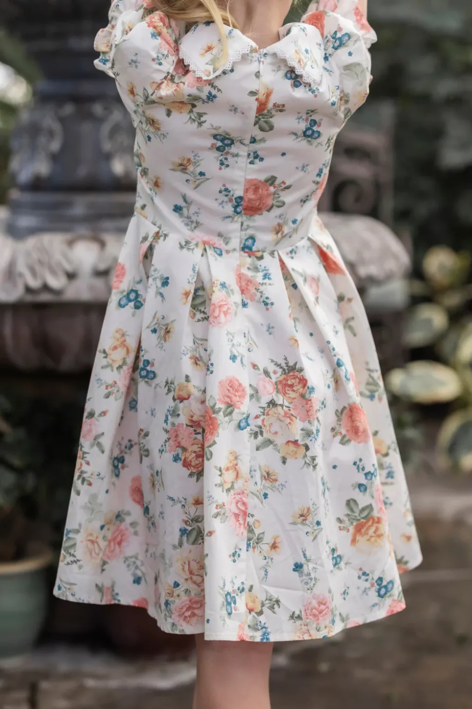 Mini Sophia Dress in Countryside Peony Blossom