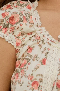 Palermo Top in Ivory Heritage Rose