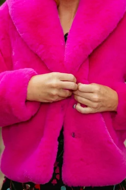 Pandora Coat in Fuchsia