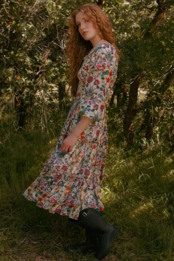 Selena Dress in Vivid Meadow