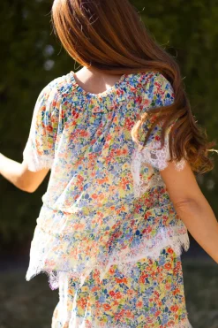 Verona Top in Vibrant Yarrow